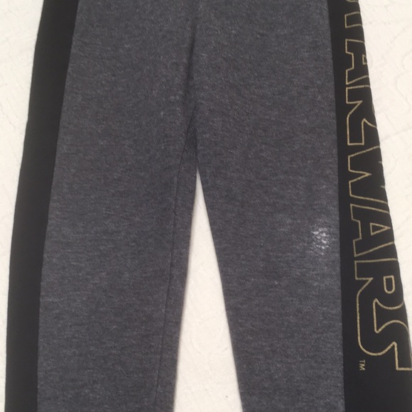 2-3T (6/$20) Star Wars Sweatpants by H&M - Picture 7 of 16